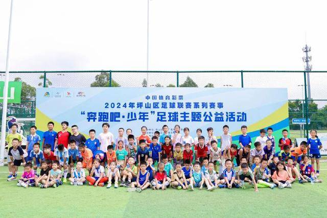 男篮集训5人离队！3人糟糕发挥，李悦洲未上场，胡明轩能养伤了！